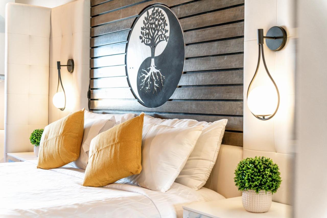 Aspire Inn Studios & Spas Bellflower Exterior foto
