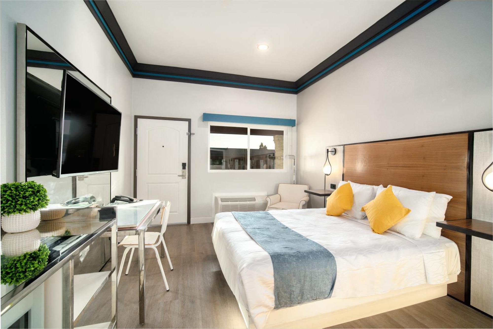 Aspire Inn Studios & Spas Bellflower Exterior foto